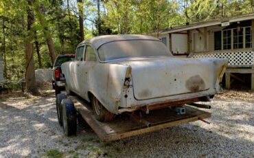 Chevrolet-sedan-1957-blue-23