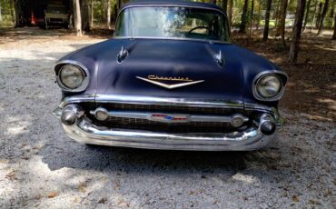 Chevrolet-sedan-1957-blue