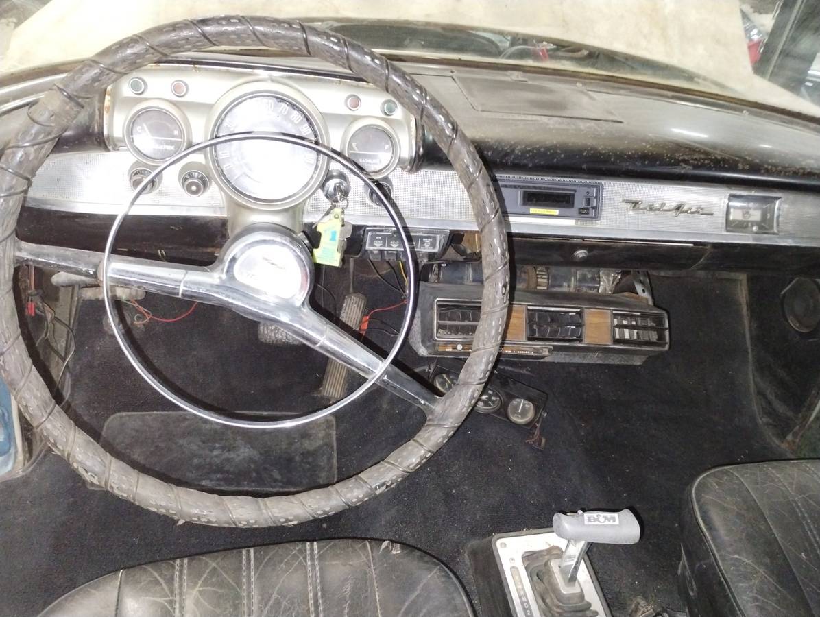 Chevrolet-sedan-1957-blue-4