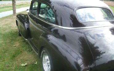 Chevrolet-sedan-2-door-1948-black-4