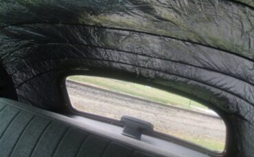 Chevrolet-sedan-2-door-1948-black-7