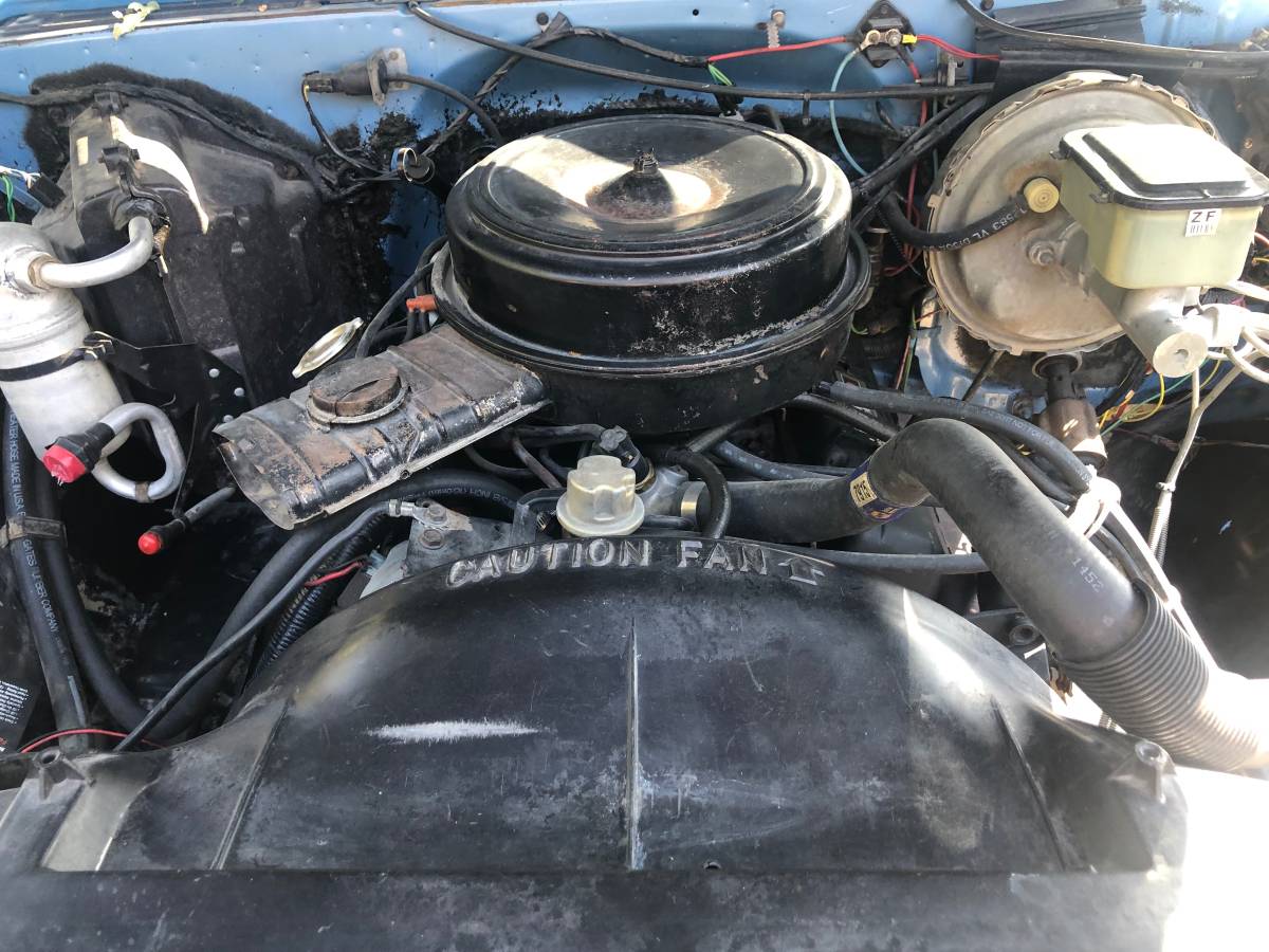 Chevrolet-silverado-1500-1984-blue-9