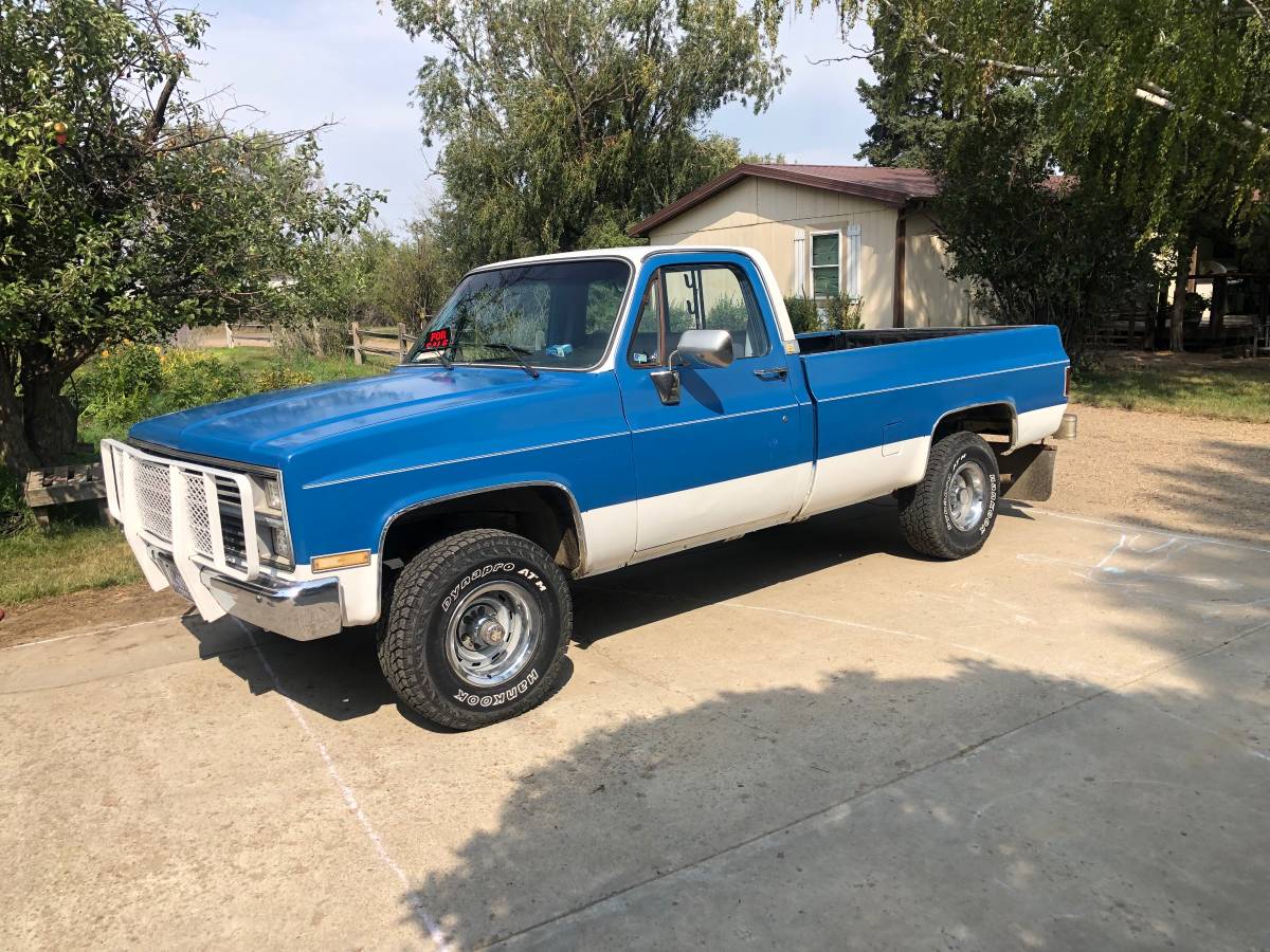 Chevrolet-silverado-1500-1984-blue