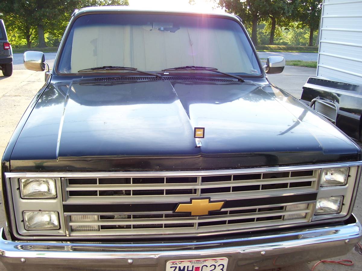 Chevrolet-silverado-1500-1985-2