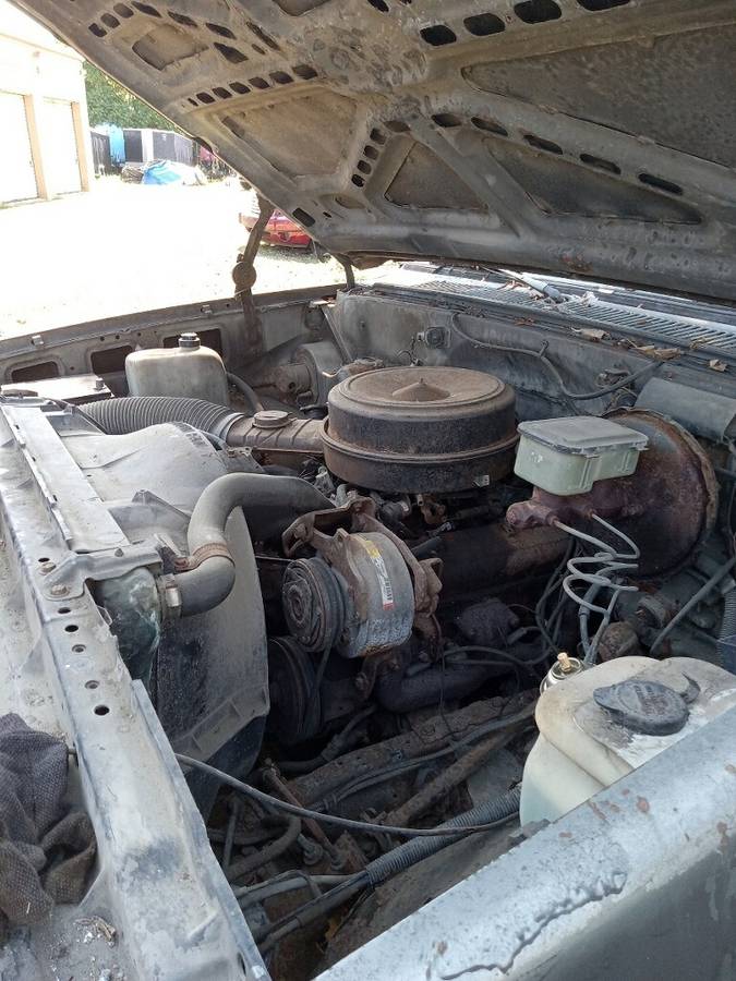 Chevrolet-silverado-1500-1986-grey-2