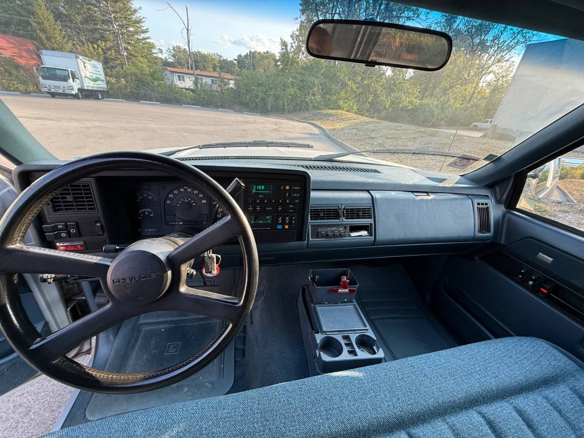 Chevrolet-silverado-1500-1988-5