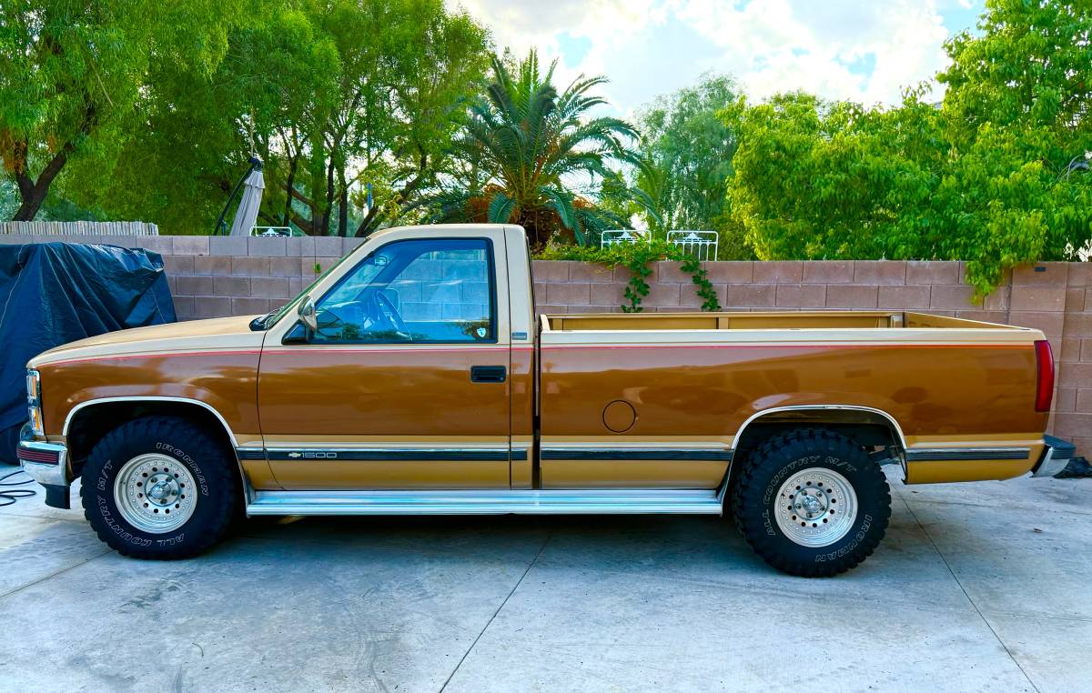 Chevrolet-silverado-1500-1991-brown-10