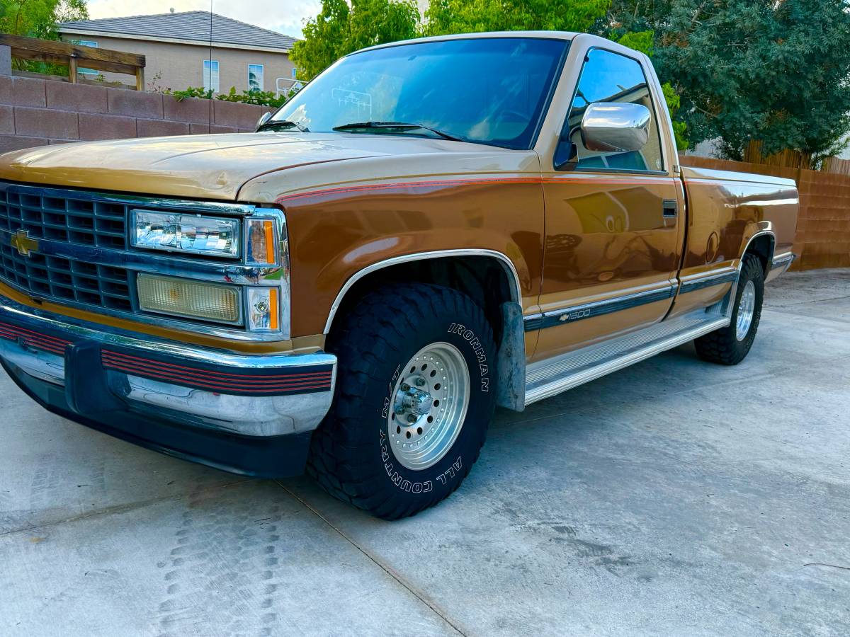 Chevrolet-silverado-1500-1991-brown-9