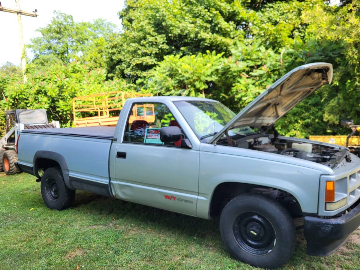 Chevrolet-silverado-1500-1992-silver-1