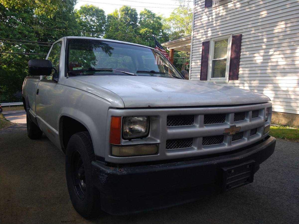 Chevrolet-silverado-1500-1992-silver-3