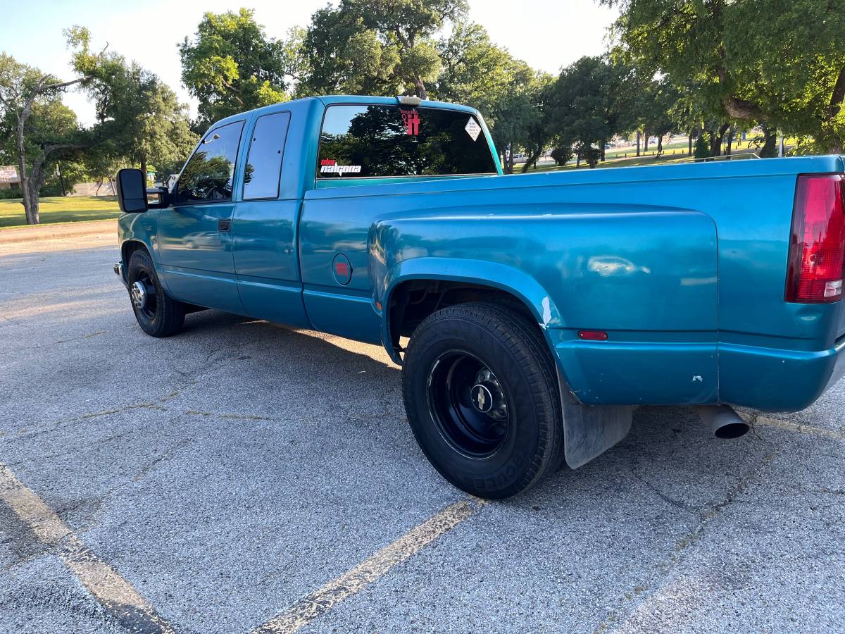 Chevrolet-silverado-1500-1993-green-2