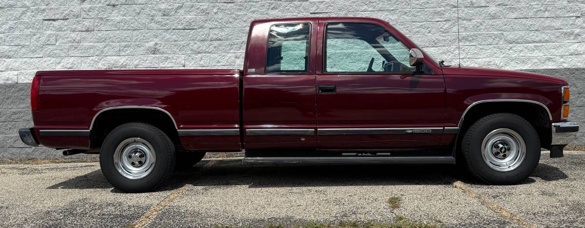 Chevrolet-silverado-1500-1993-red-2