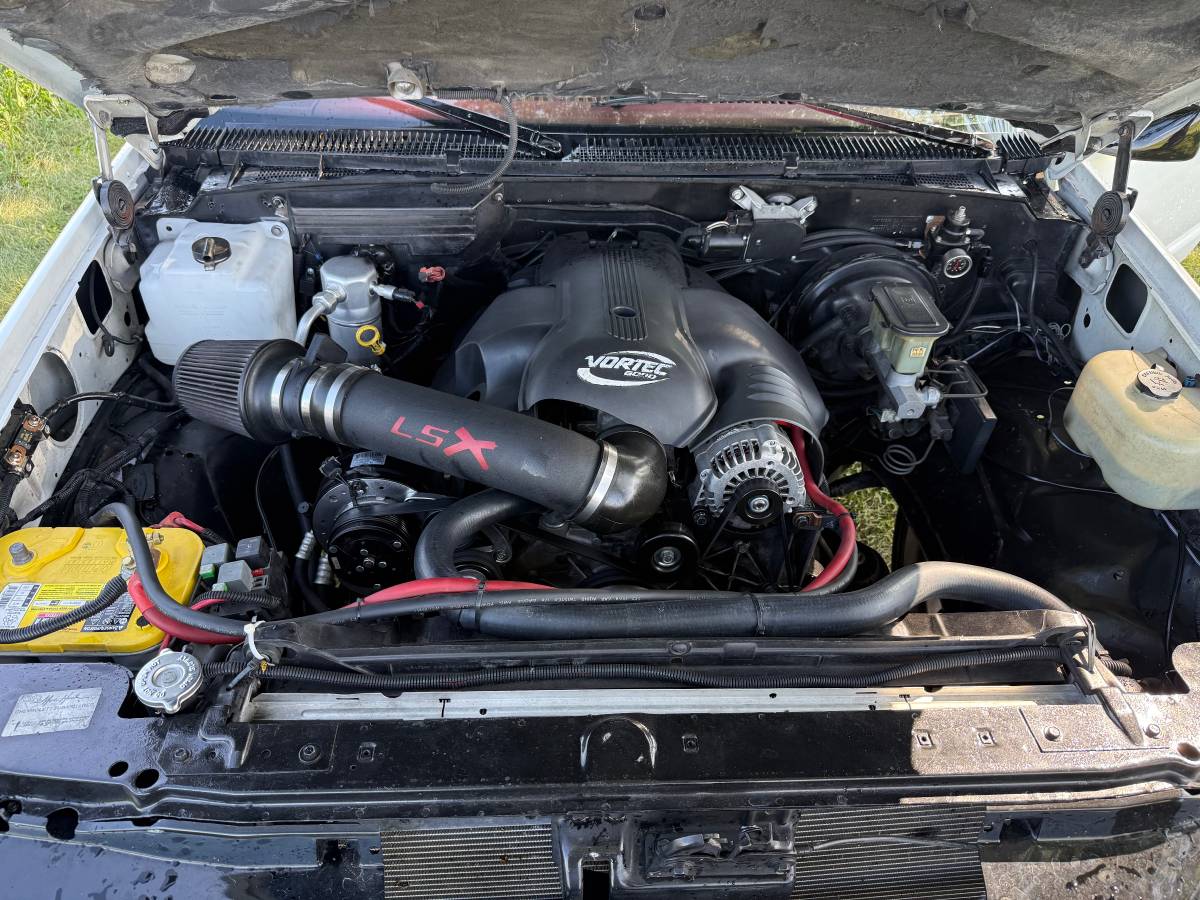 Chevrolet-silverado-1500-1993-white-8