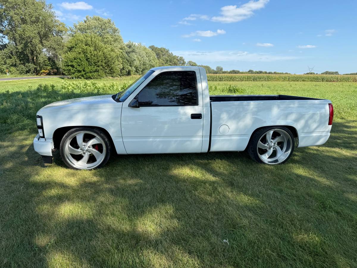 Chevrolet-silverado-1500-1993-white