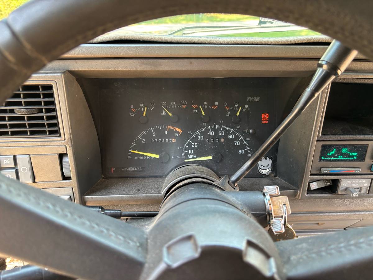 Chevrolet-silverado-1500-1994-black-10