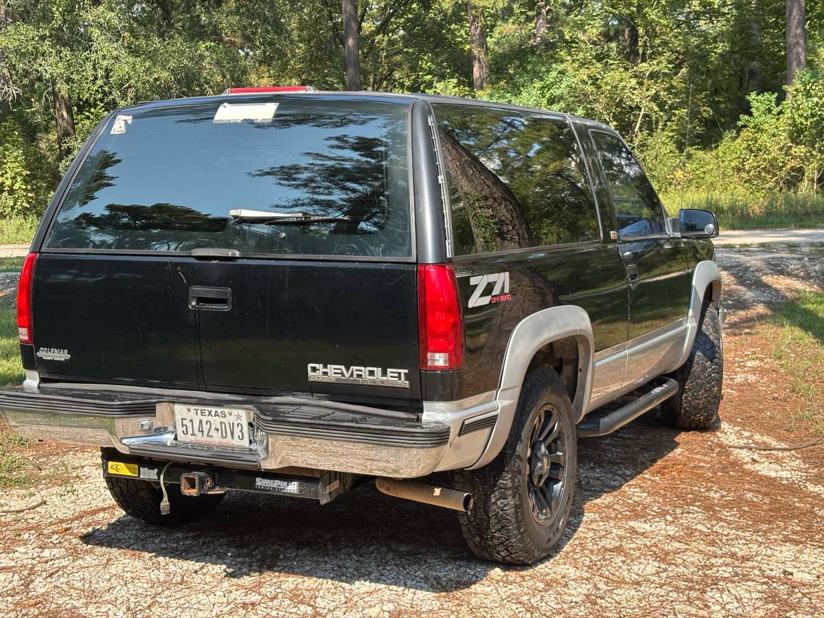 Chevrolet-silverado-1500-1994-black-2