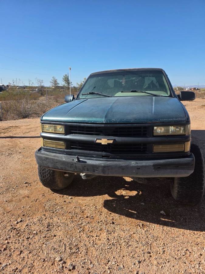 Chevrolet-silverado-1500-1995-green-1