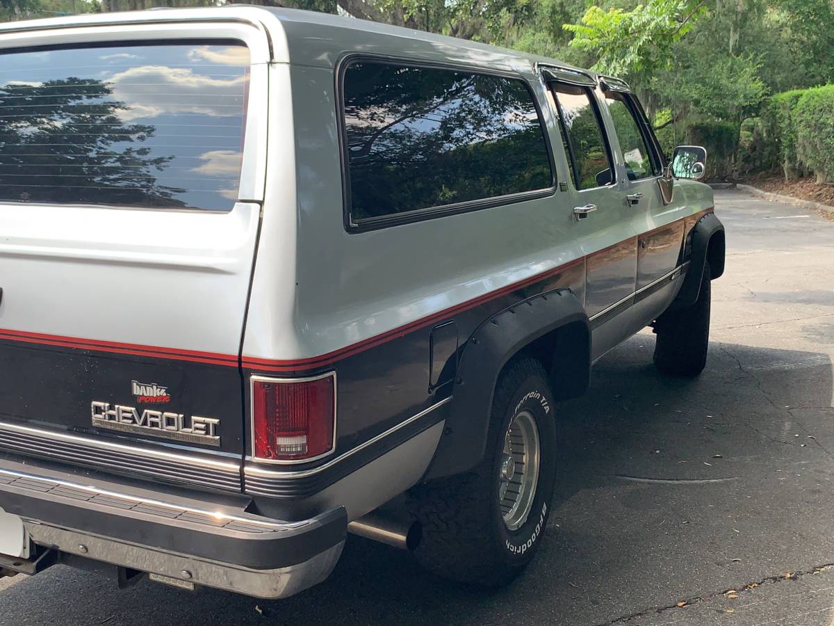 Chevrolet-silverado-1500-diesel-1989-silver-11