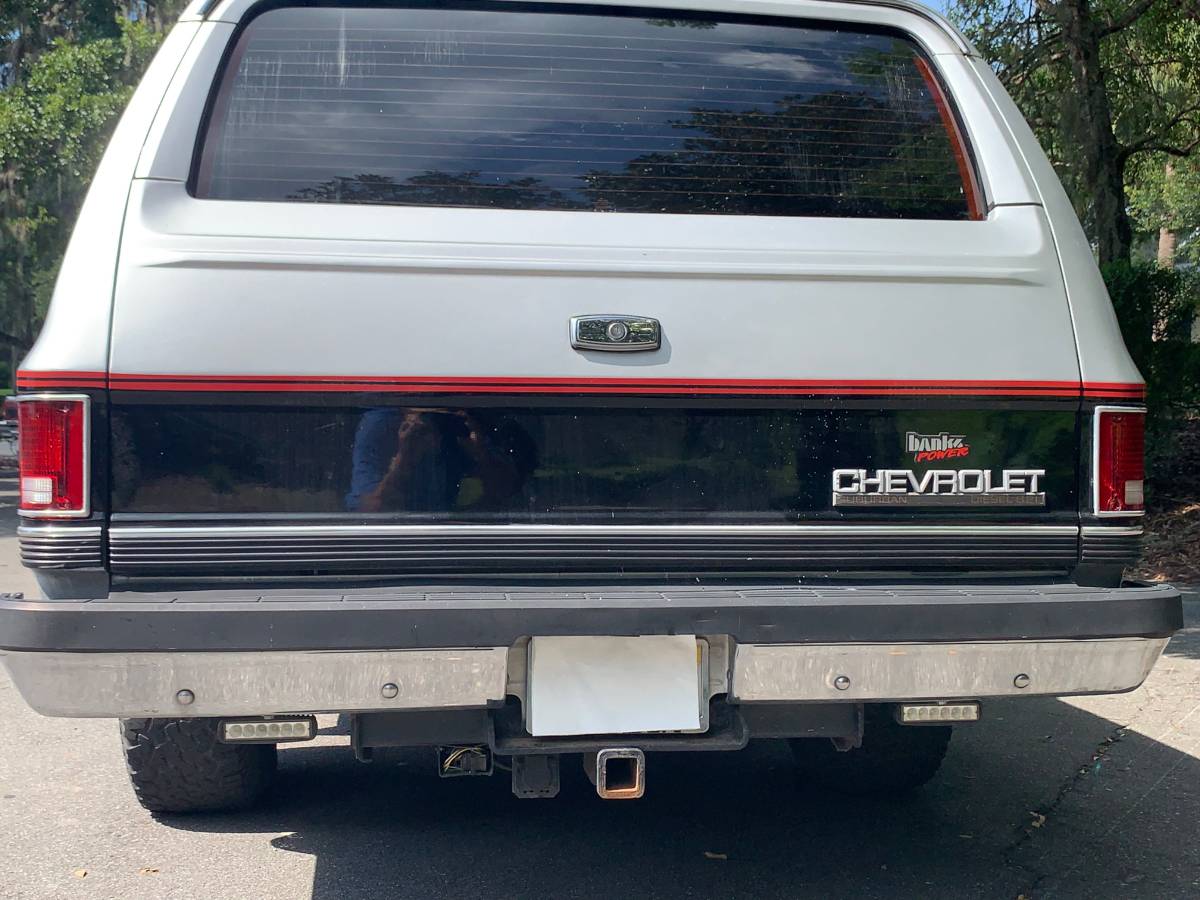 Chevrolet-silverado-1500-diesel-1989-silver-12