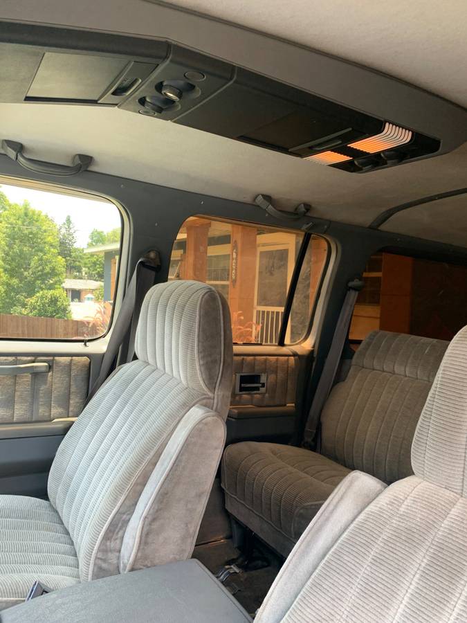 Chevrolet-silverado-1500-diesel-1989-silver-4