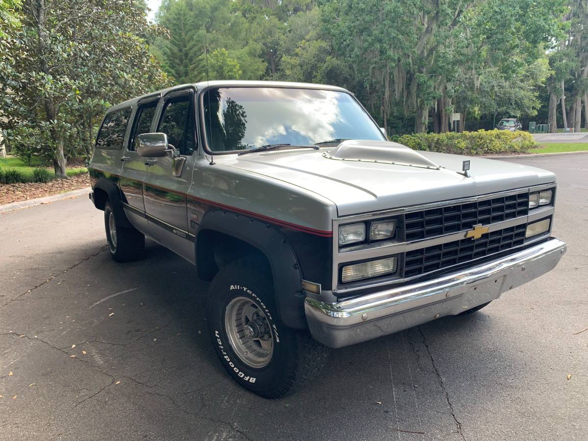 Chevrolet-silverado-1500-diesel-1989-silver