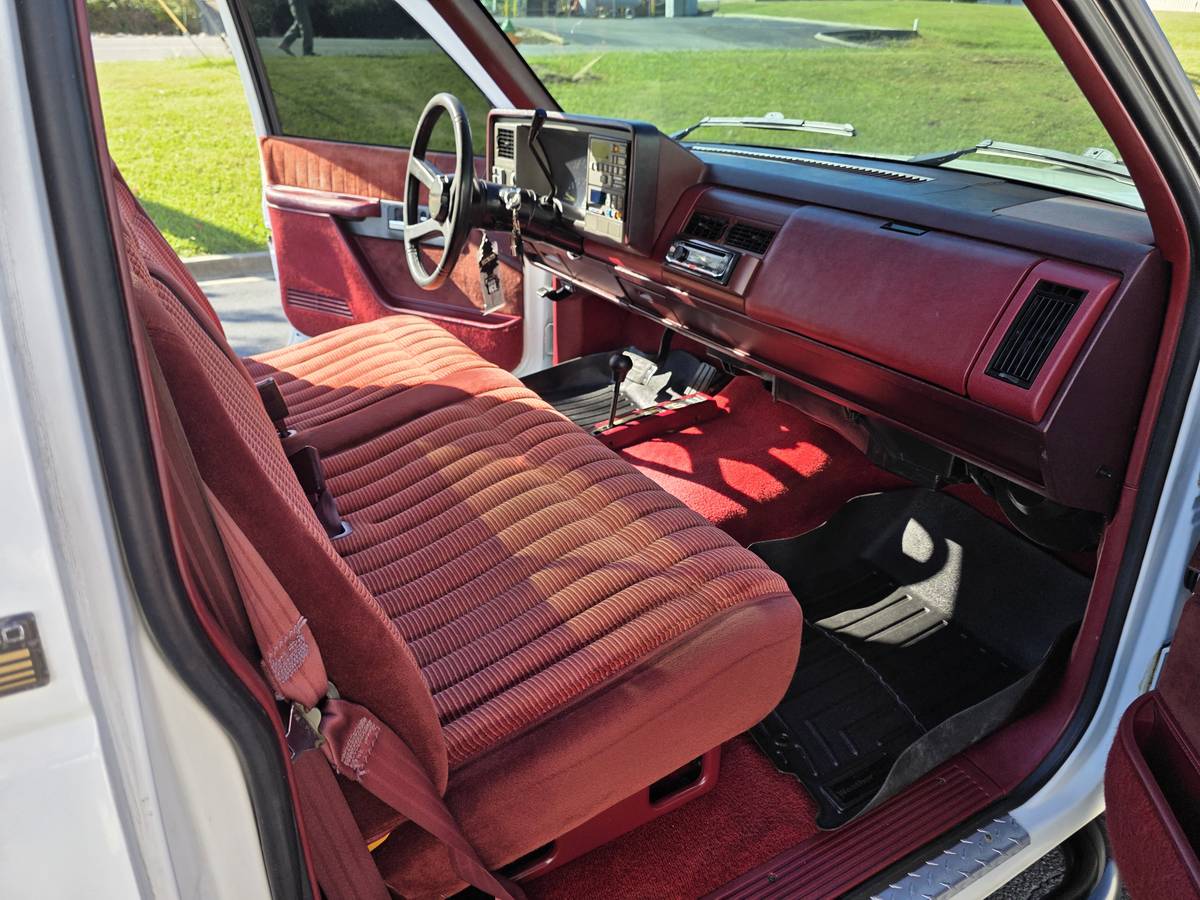 Chevrolet-silverado-1500-lt-z71-1991-white-11