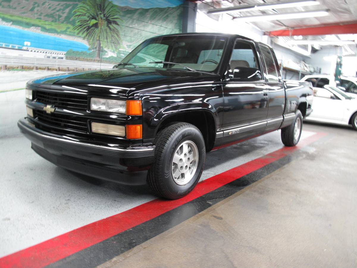 Chevrolet-silverado-1500-short-bed-club-cab-1994