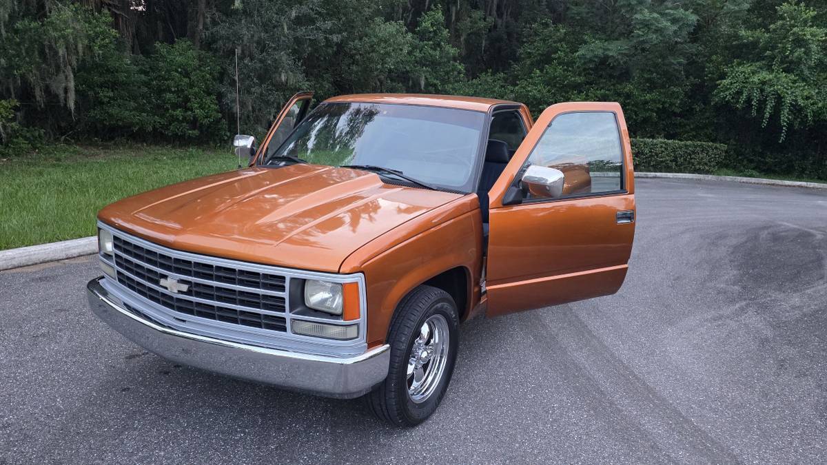 Chevrolet-silverado-1500-work-truck-1990-orange-17