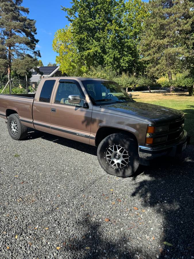 Chevrolet-silverado-1500.-extended-cab-1994-brown-1