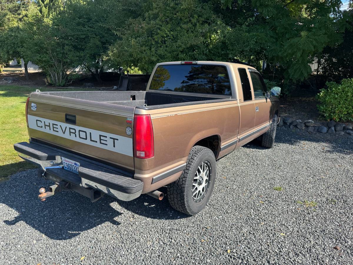 Chevrolet-silverado-1500.-extended-cab-1994-brown-2