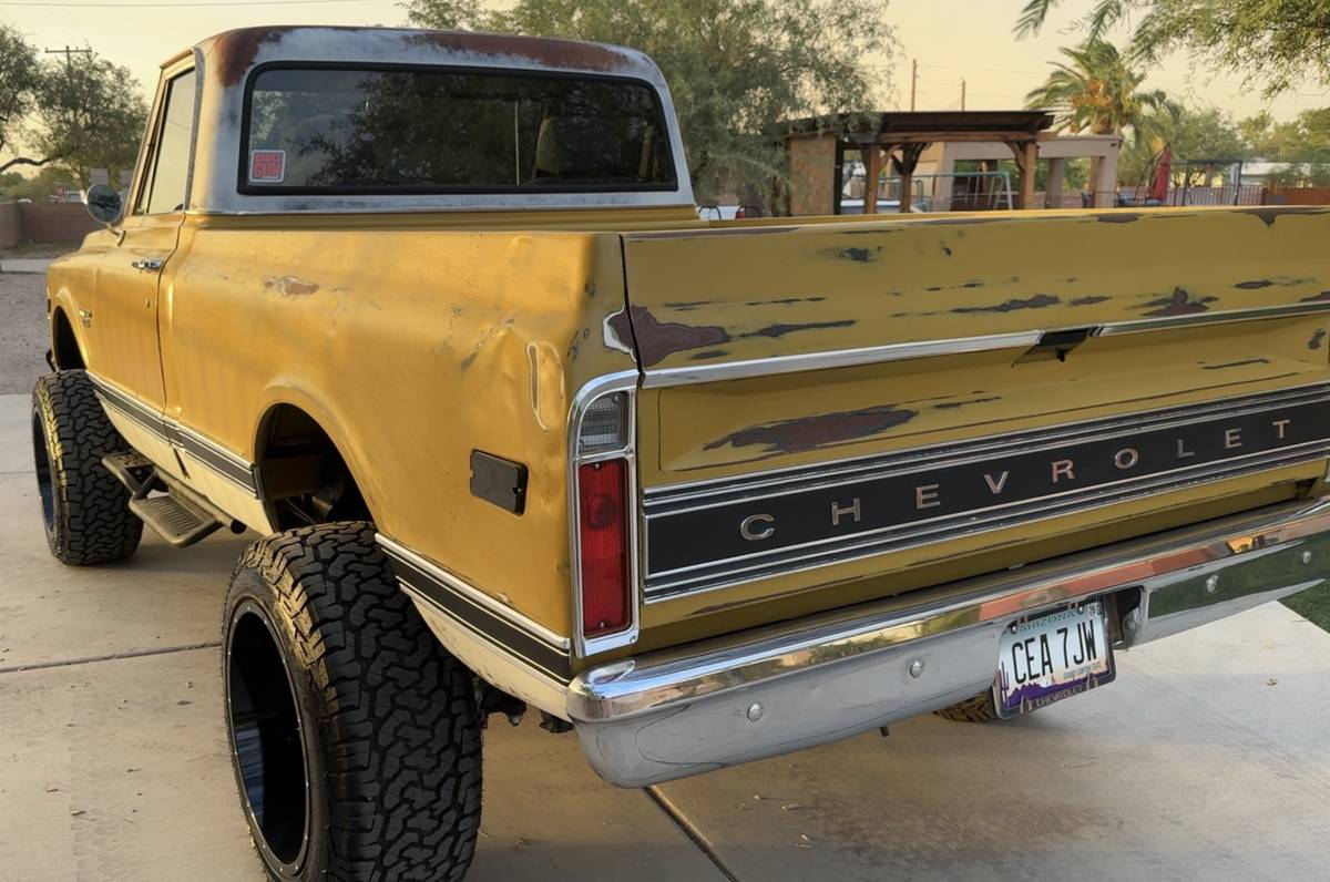 Chevrolet-silverado-1972-yellow-1