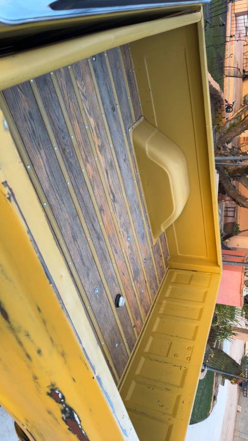 Chevrolet-silverado-1972-yellow-12