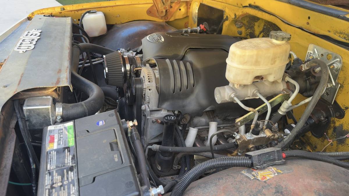 Chevrolet-silverado-1972-yellow-6