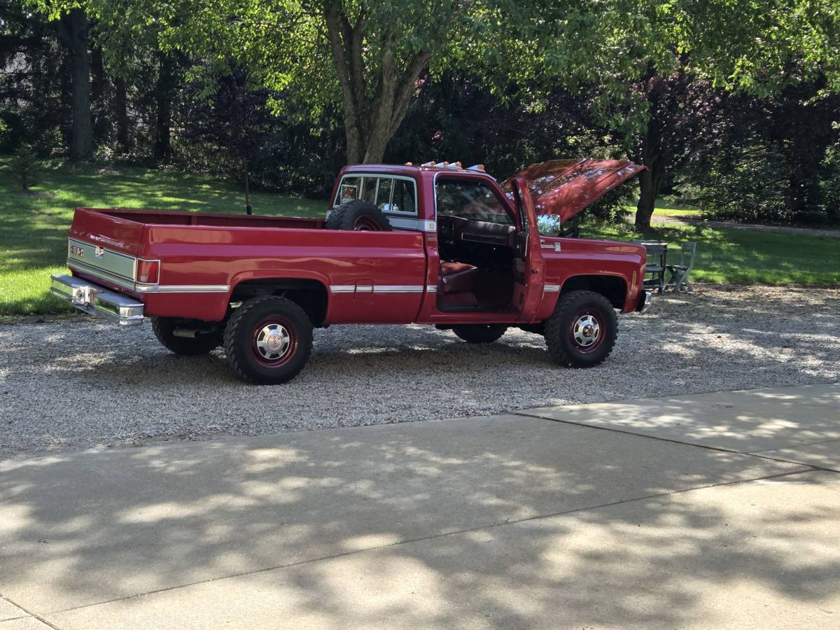 Chevrolet-silverado-1976-red-2