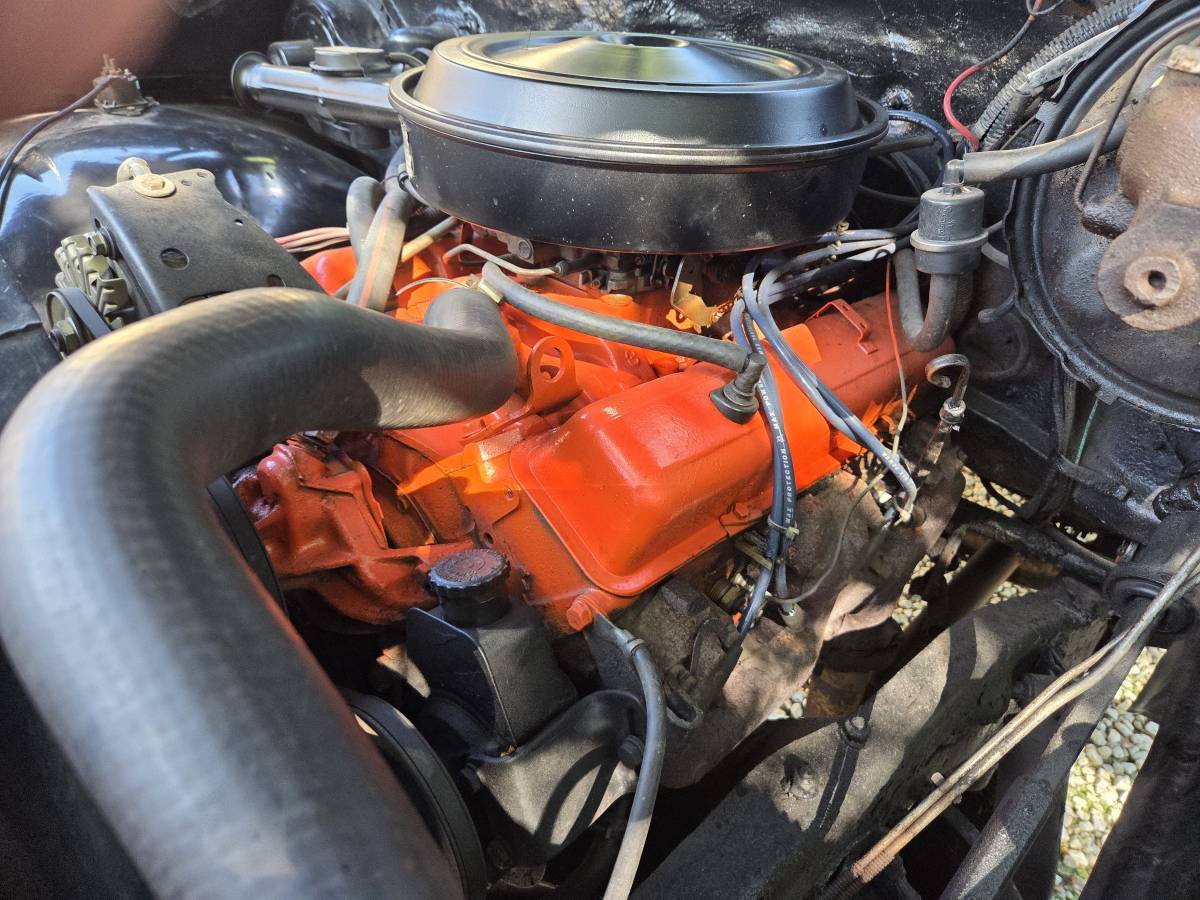 Chevrolet-silverado-1976-red