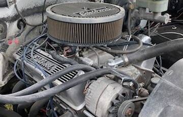 Chevrolet-silverado-1977-white-4