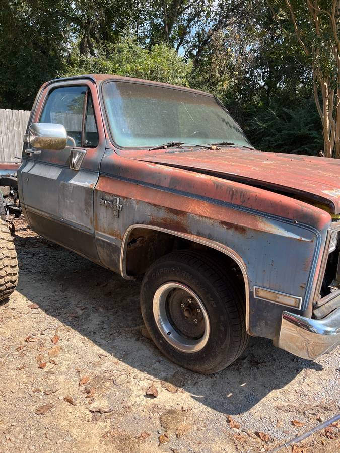 Chevrolet-silverado-1981-2
