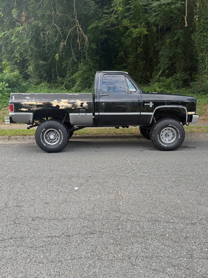 Chevrolet-silverado-1984