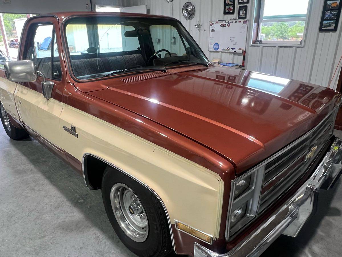 Chevrolet-silverado-1986-1