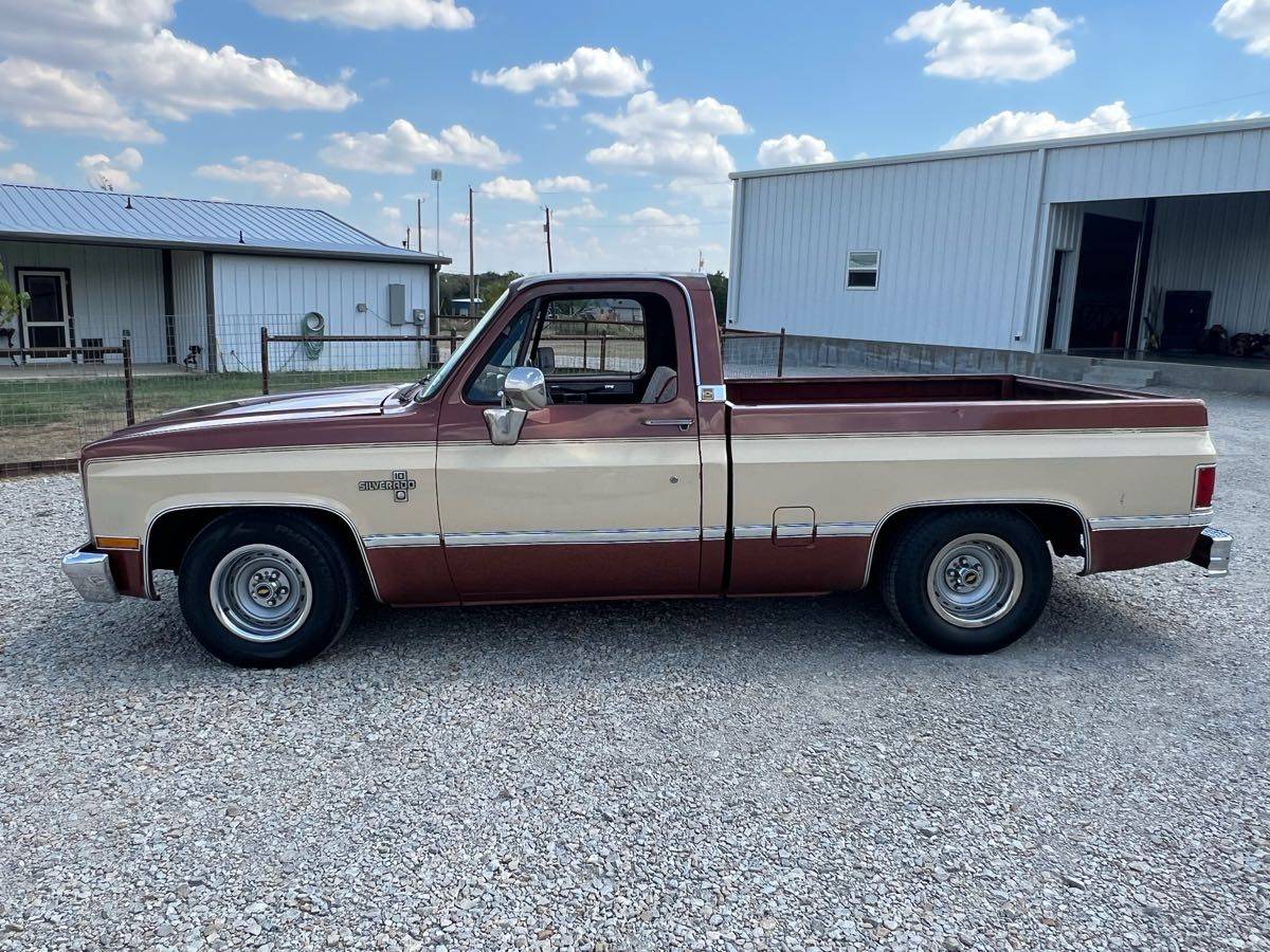 Chevrolet-silverado-1986-19