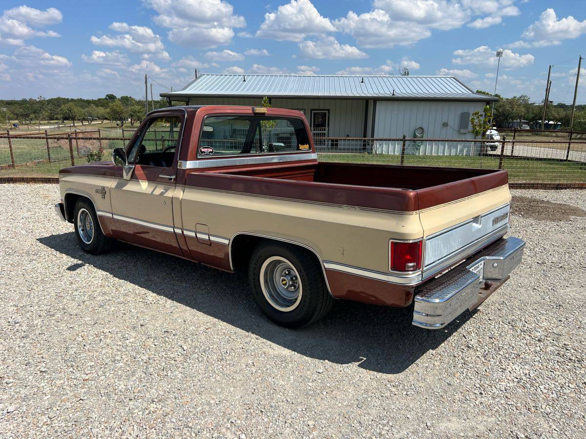 Chevrolet-silverado-1986-21
