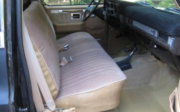 Chevrolet-silverado-1986-black-16