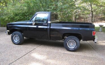 Chevrolet-silverado-1986-black-2