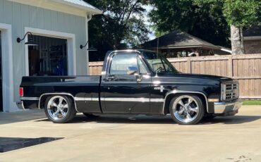 Chevrolet-silverado-1987-black-1