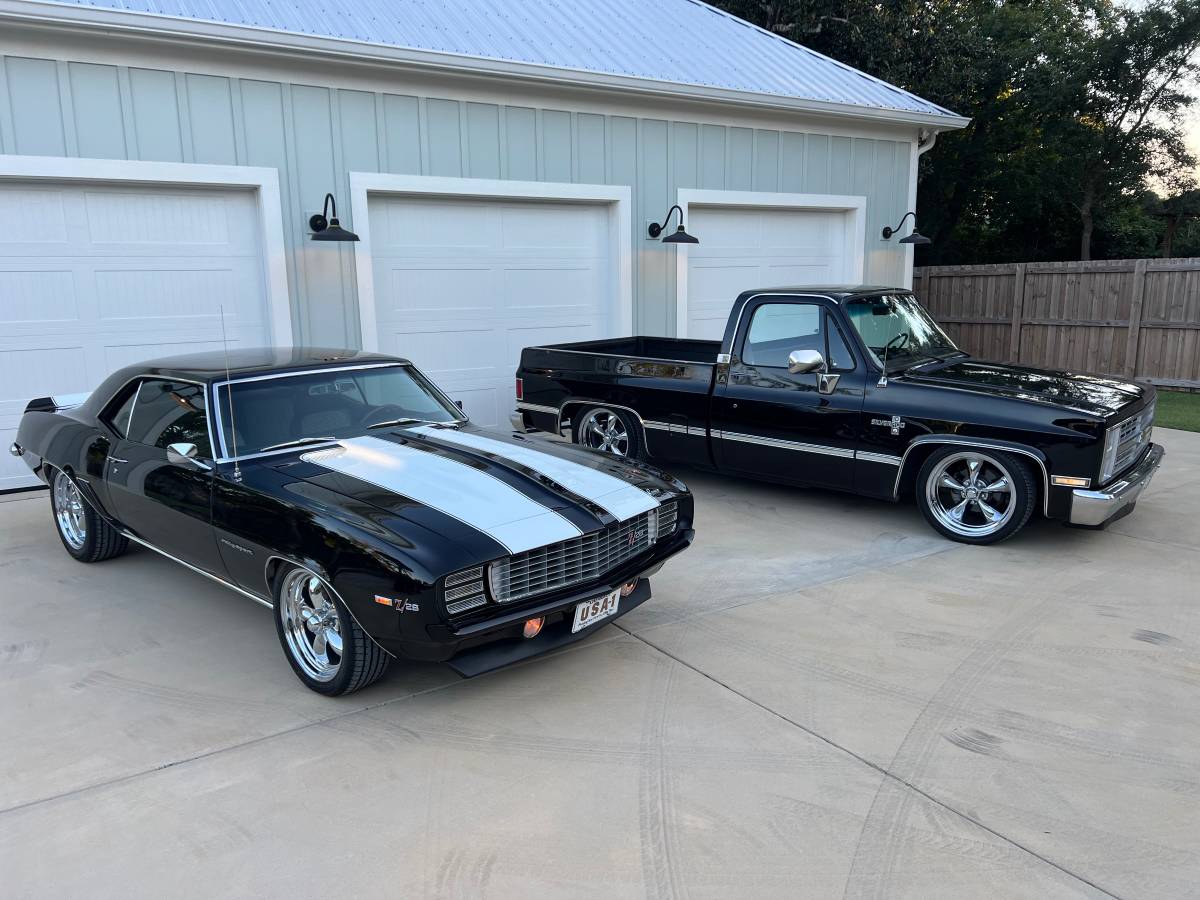 Chevrolet-silverado-1987-black-10