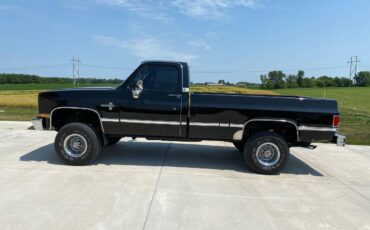 Chevrolet-silverado-1987-black-12