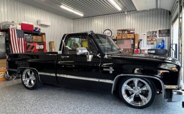 Chevrolet-silverado-1987-black