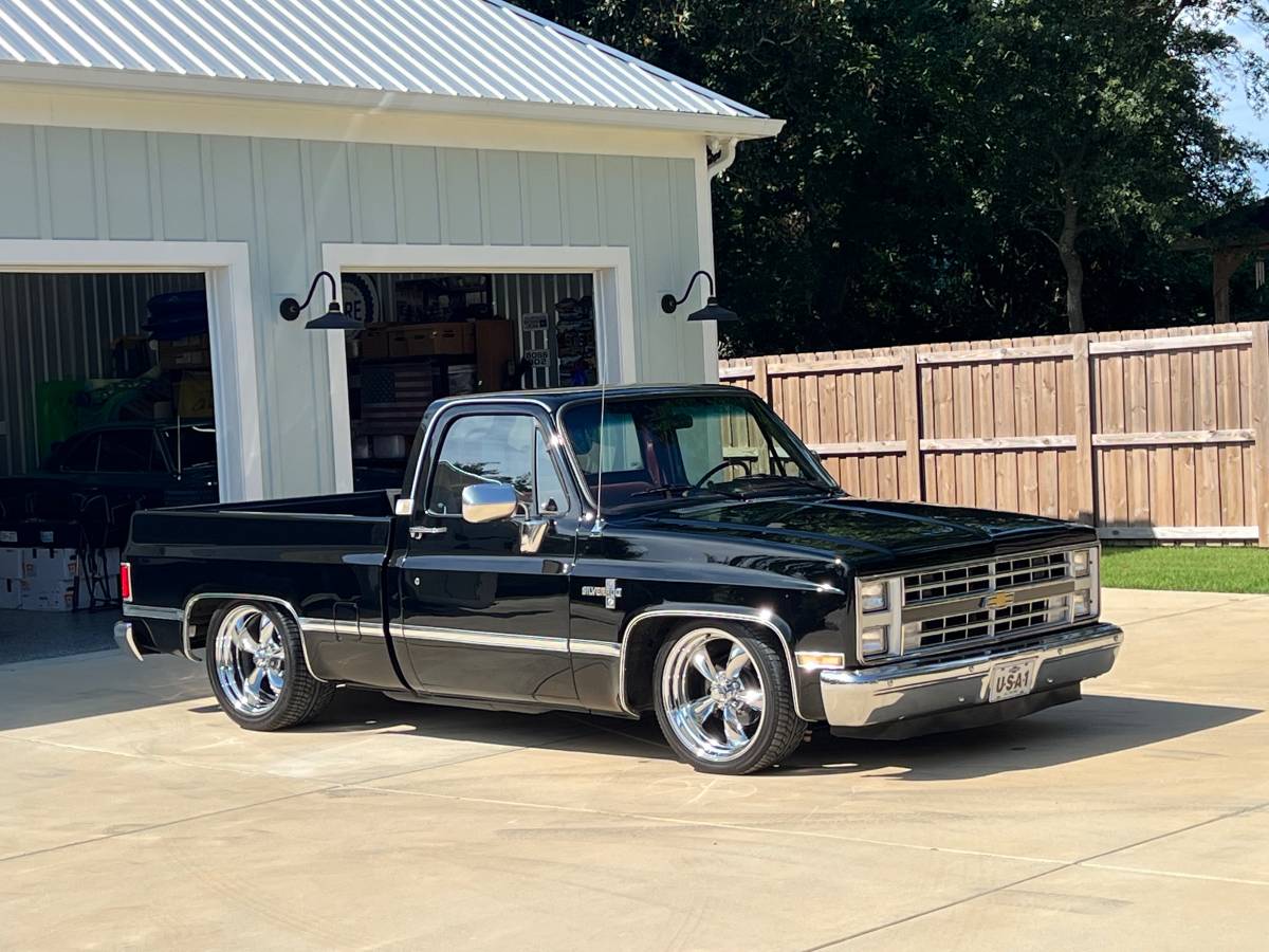 Chevrolet-silverado-1987-black-20