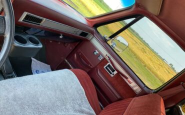 Chevrolet-silverado-1987-black-4
