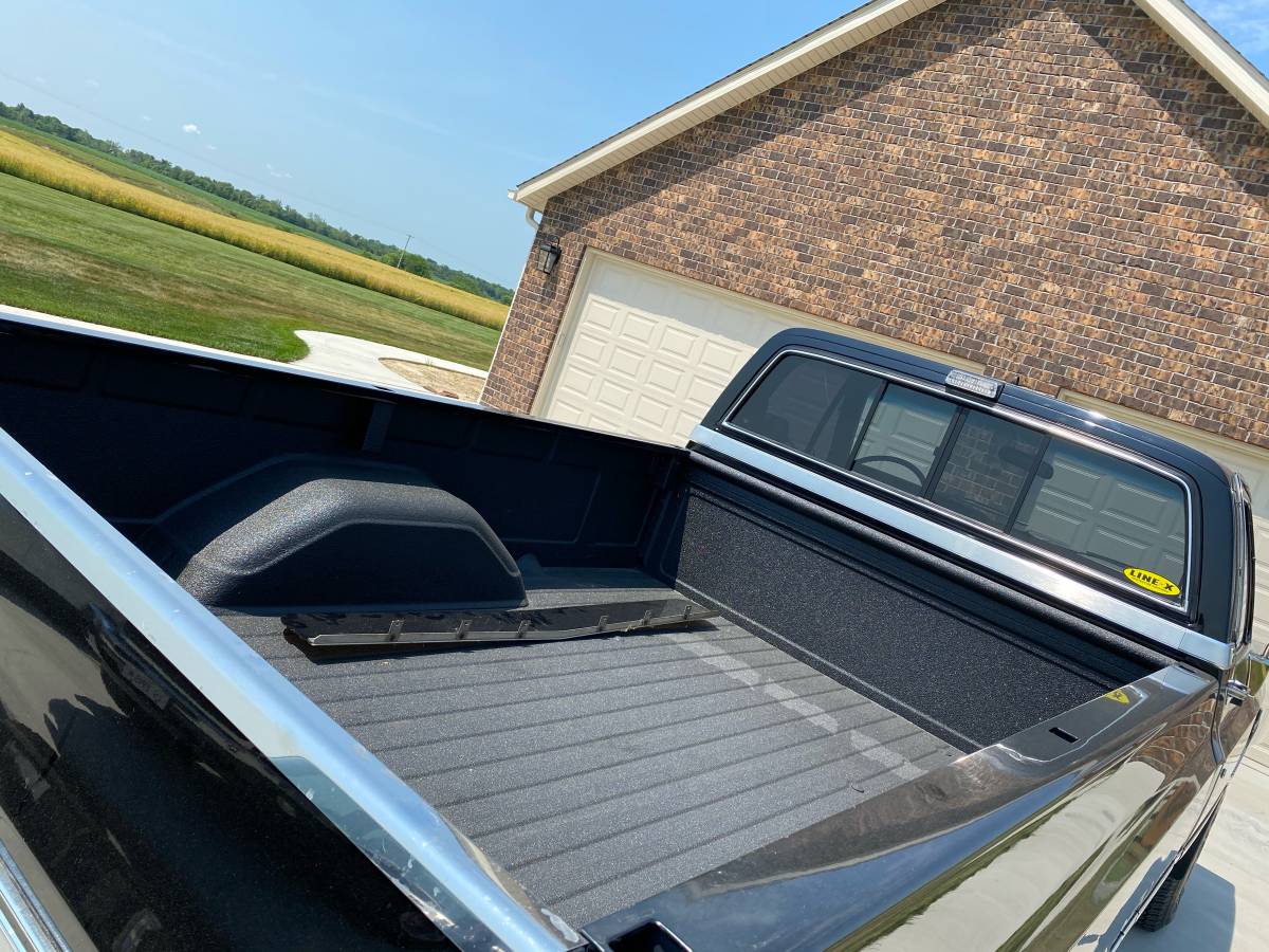 Chevrolet-silverado-1987-black-5